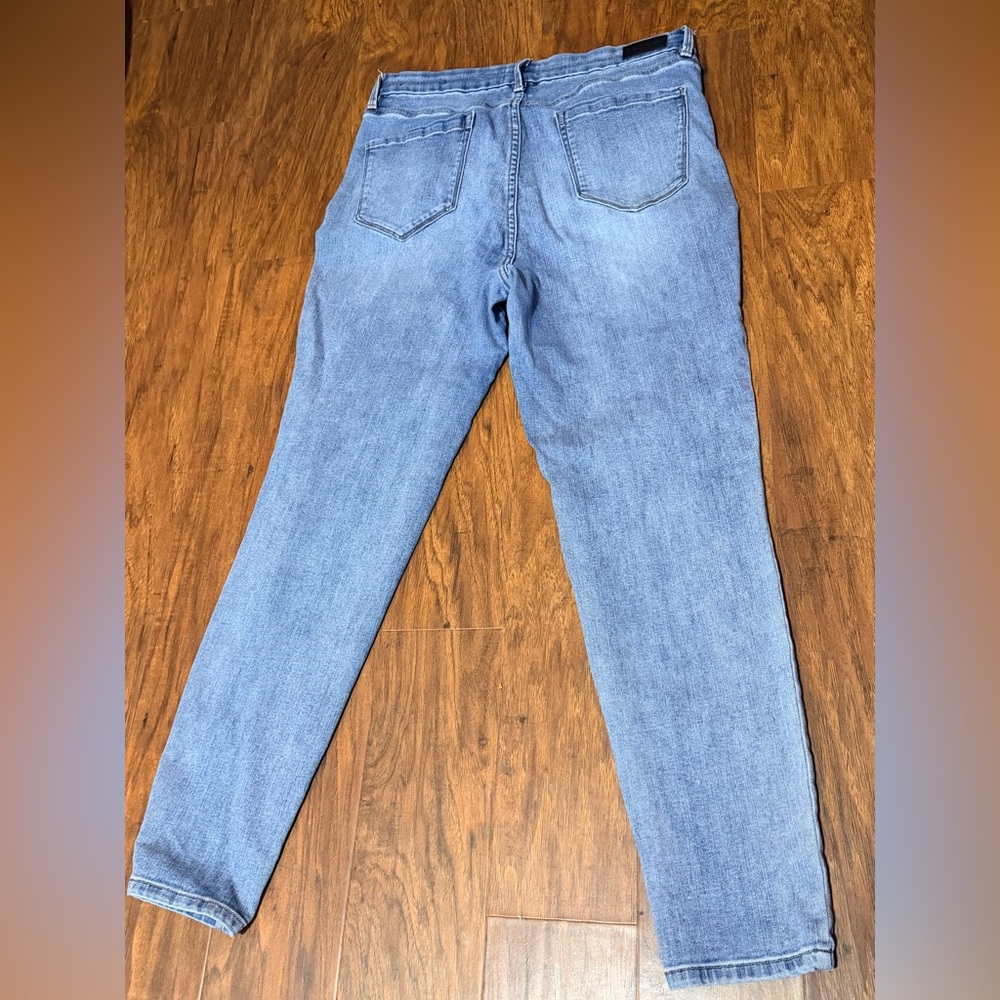 Nicole Miller Light Blue Skinny Jeans - Picture 3 of 5